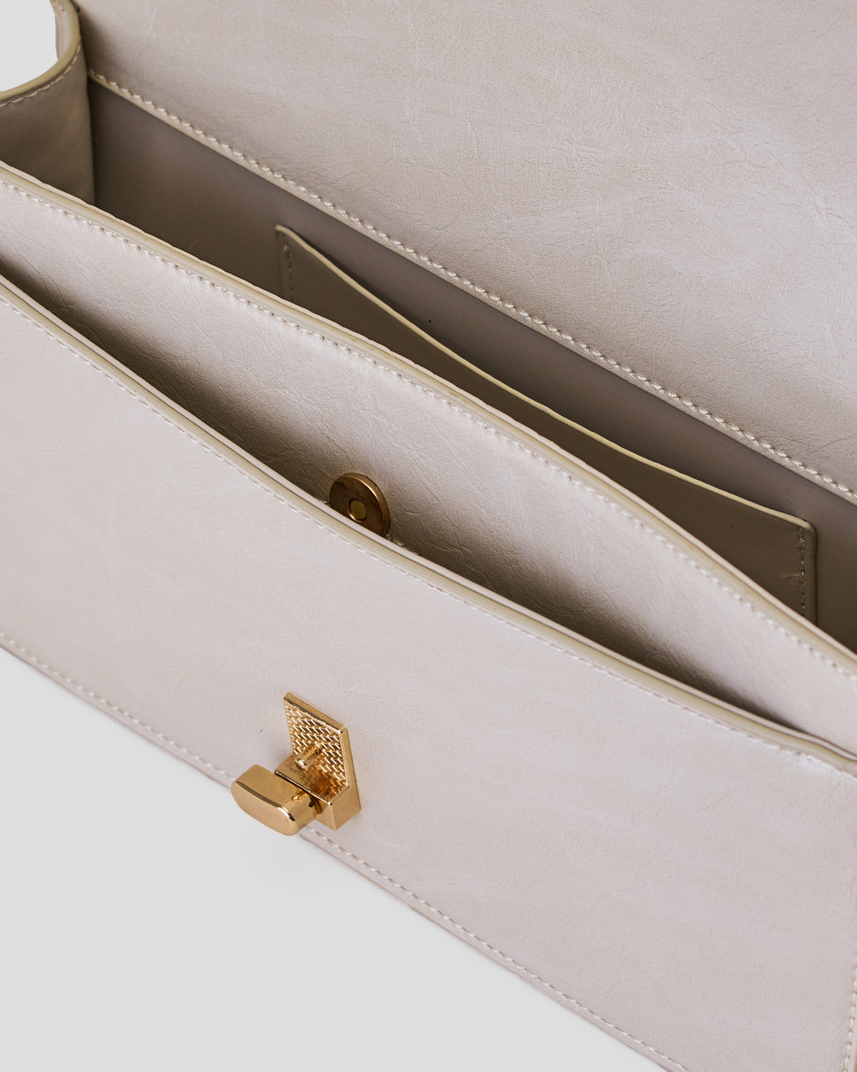Champagne Taupe